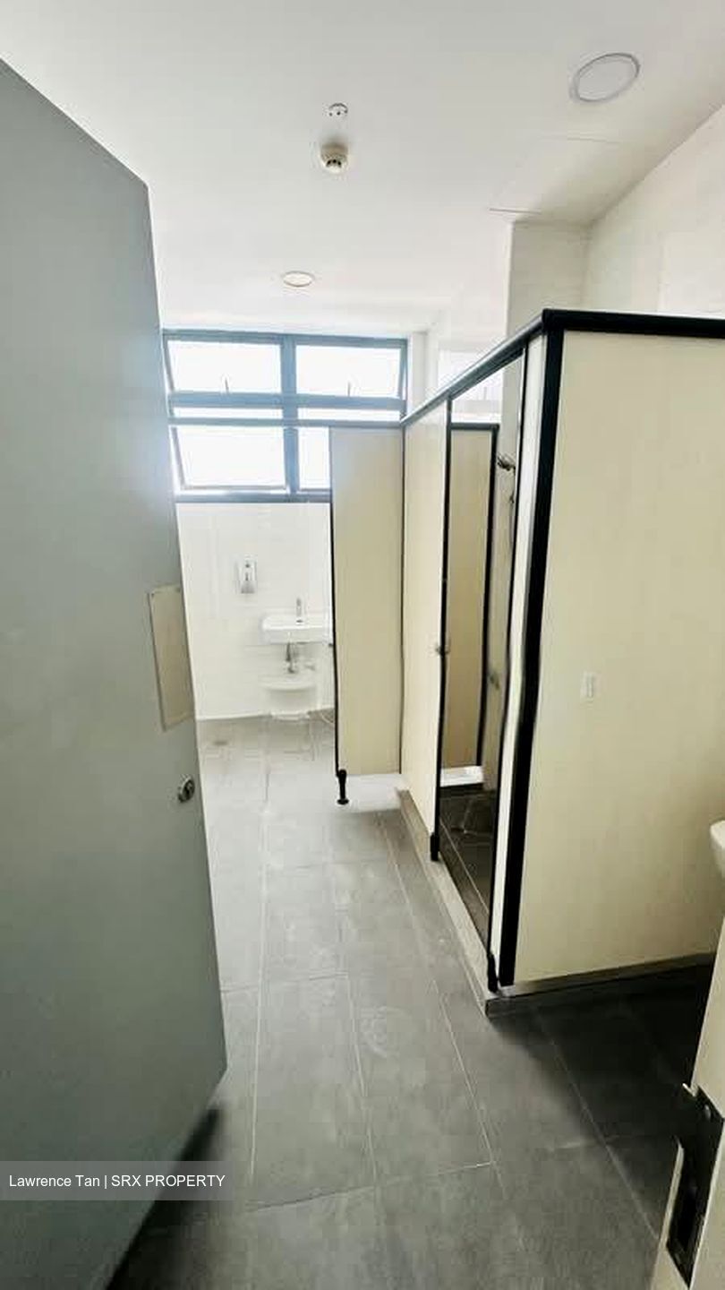 Phoon Huat Industrial Building (D13), Factory #583765241